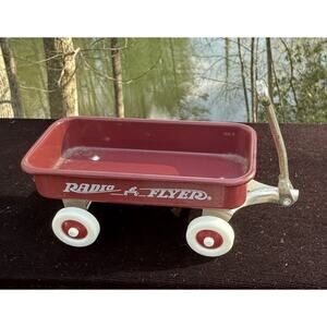 Miniature 4” Metal Radio Flyer Wagon Toy with Moving Wheels and Handle